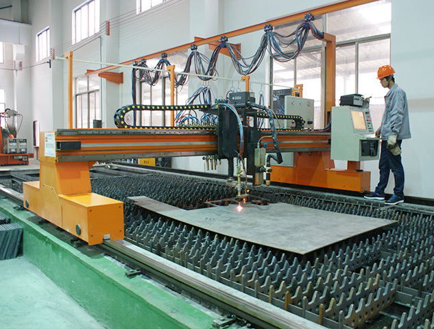 切割生產(chǎn)設備