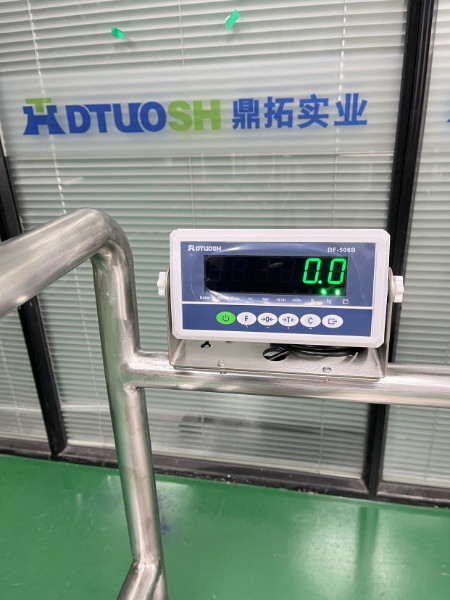 基坑輪椅秤
